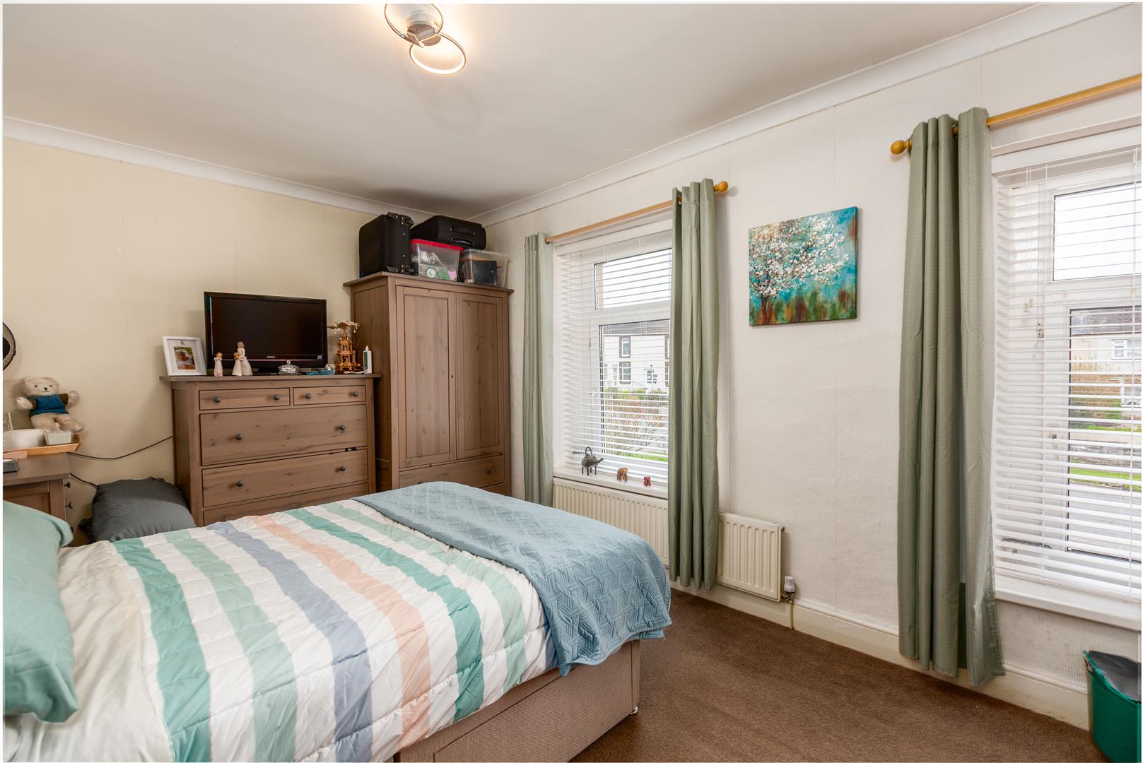 Carmarthen Road, Fforestfach, Swansea, SA5 4BR